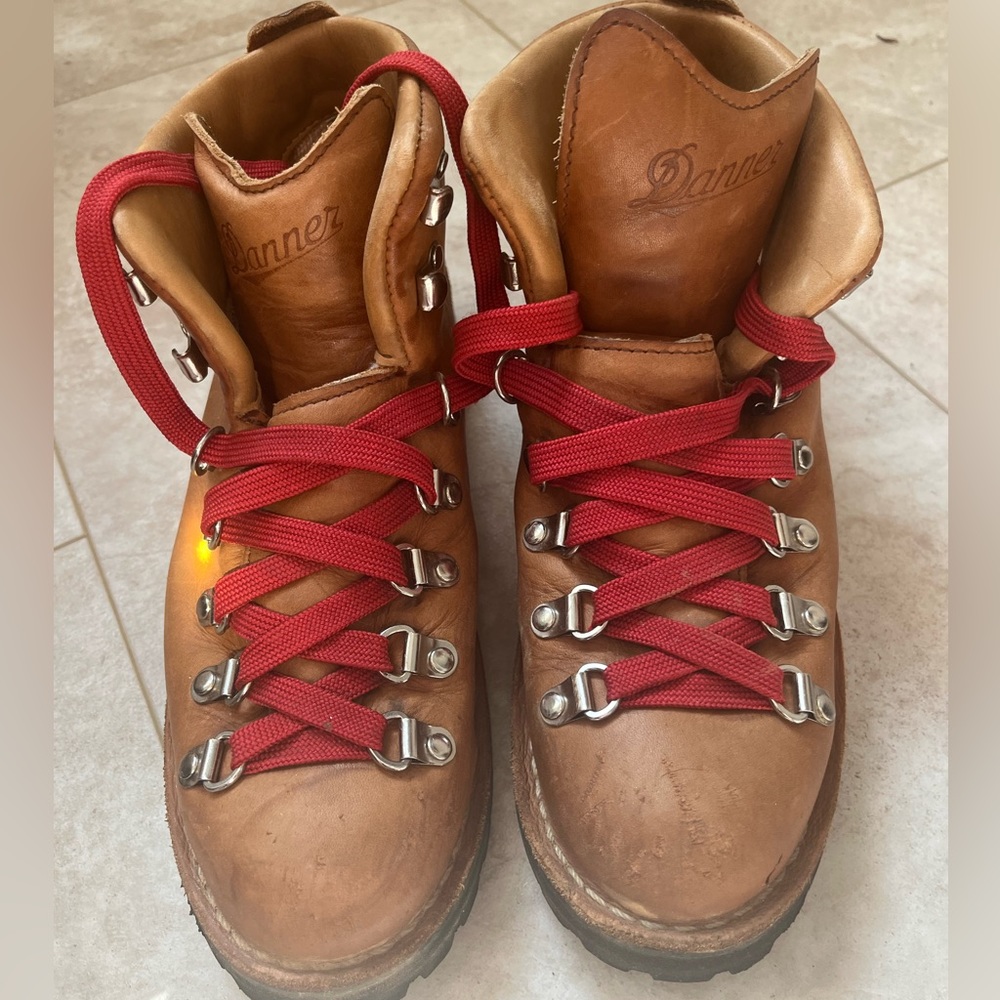 “The boots from The Wild”